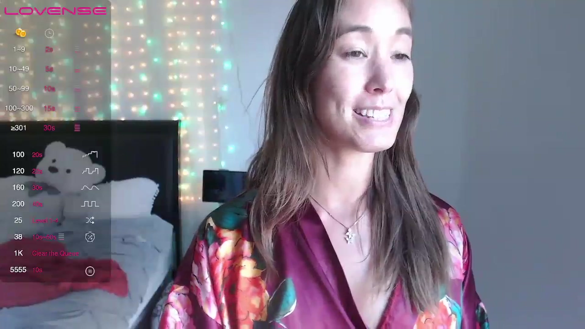 Gallery image thumbnail from Christy_Love's myfreecams stream on, 08/17/2023, 01:33 image 12 of 20