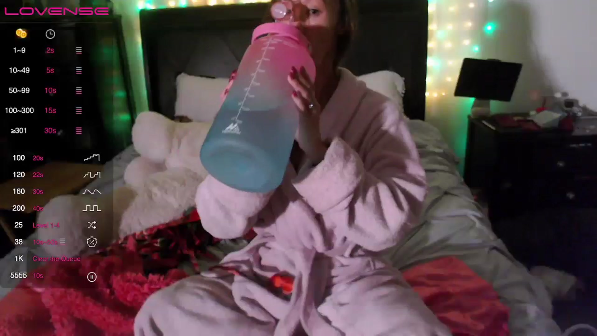 Gallery image thumbnail from Christy_Love's myfreecams stream on, 08/17/2023, 03:17 image 15 of 20