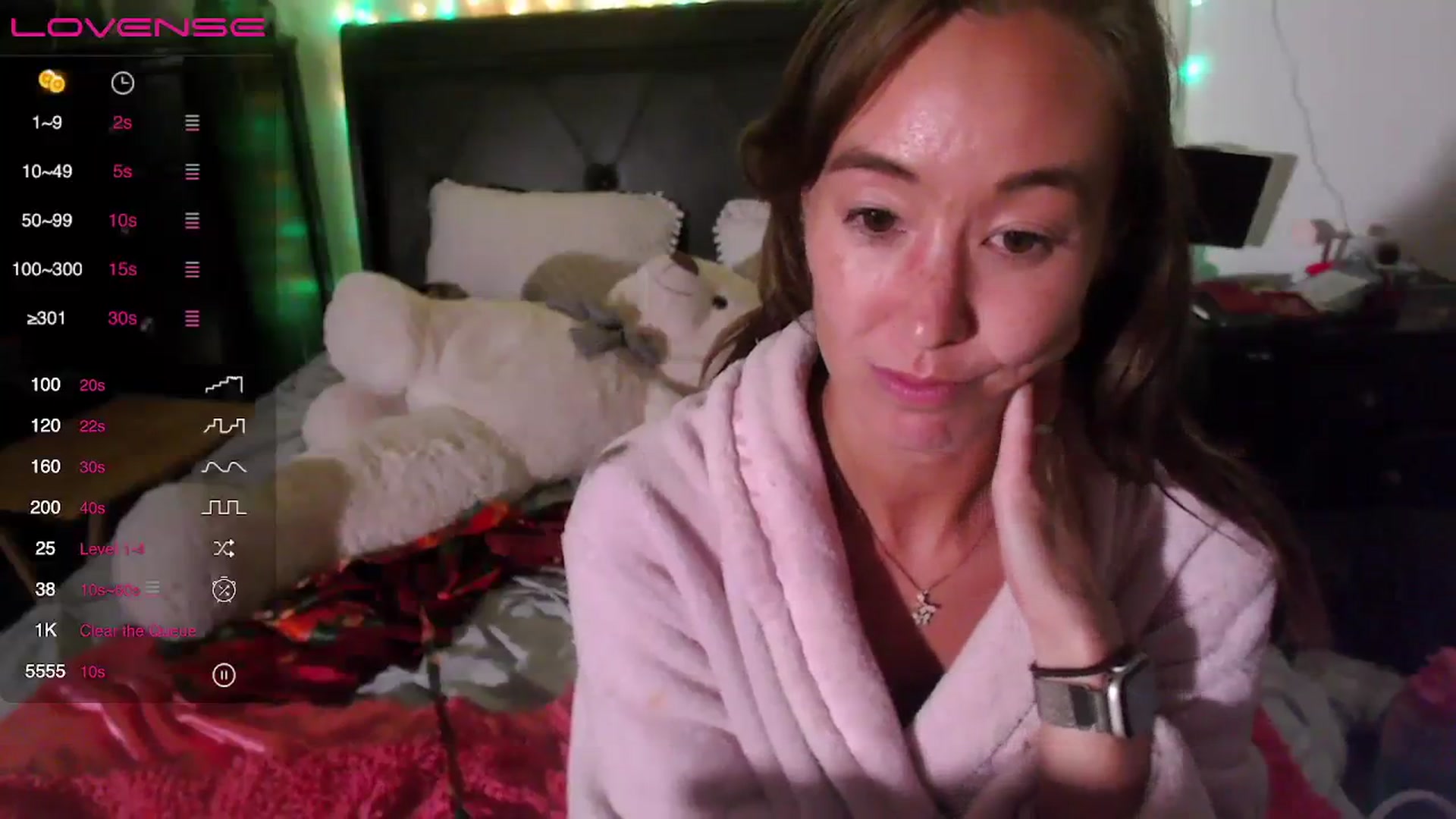 Gallery image thumbnail from Christy_Love's myfreecams stream on, 08/17/2023, 03:17 image 14 of 20