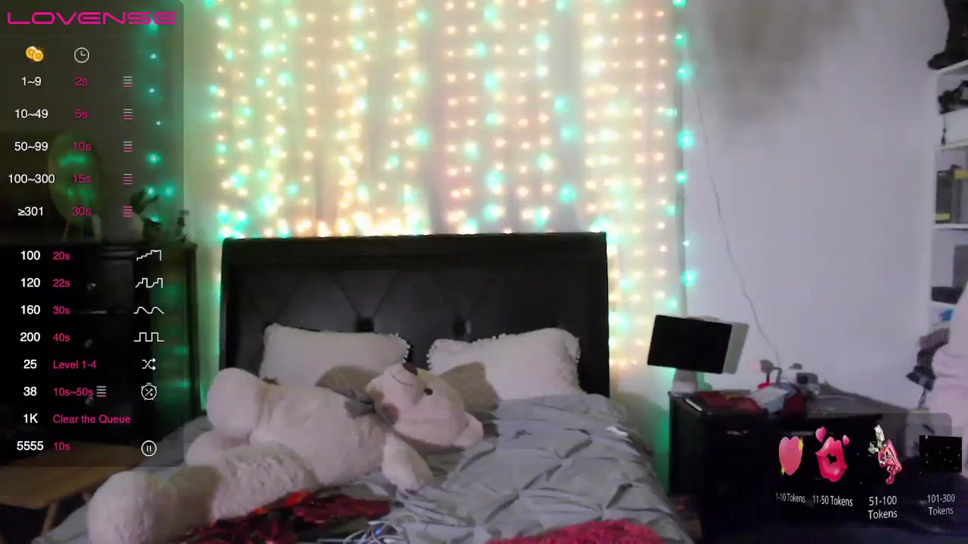 Gallery image thumbnail from Christy_Love's myfreecams stream on, 08/17/2023, 03:17 image 13 of 20