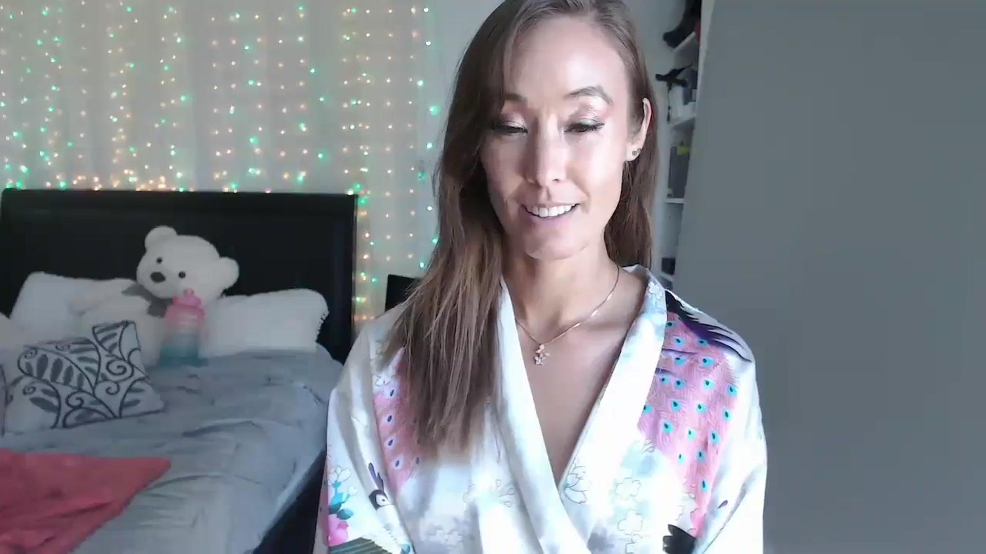 Gallery image thumbnail from Christy_Love's myfreecams stream on, 08/17/2023, 22:37 image 9 of 20