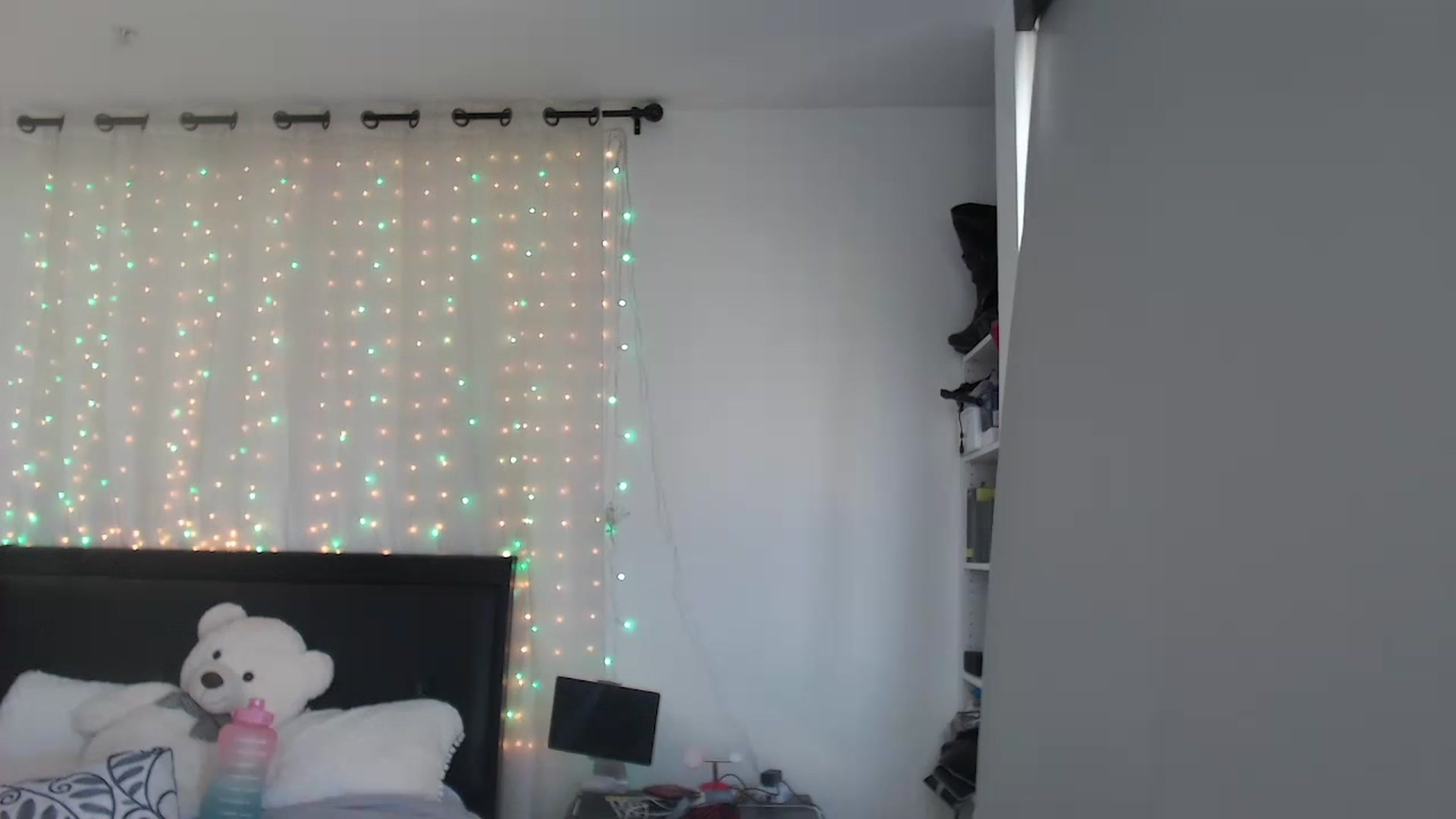 Gallery image thumbnail from Christy_Love's myfreecams stream on, 08/17/2023, 22:37 image 13 of 20