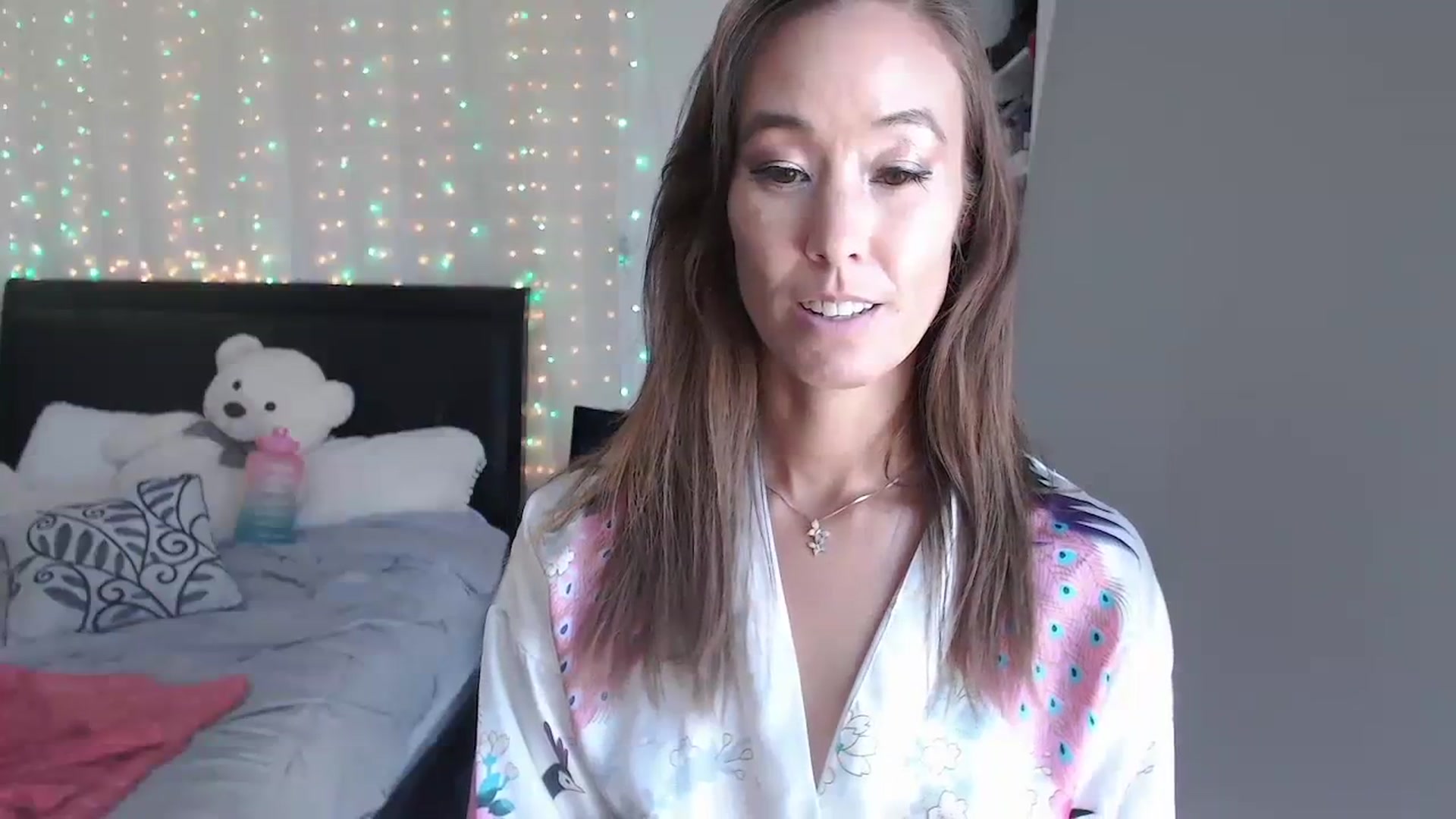 Gallery image thumbnail from Christy_Love's myfreecams stream on, 08/17/2023, 22:37 image 3 of 20