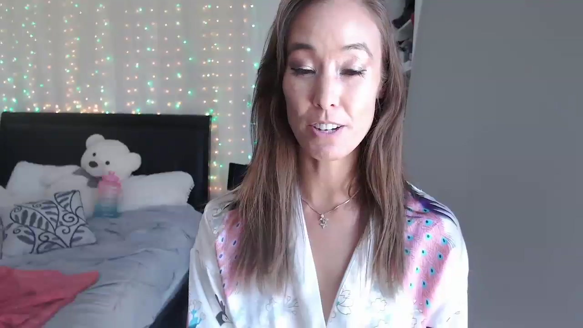 Gallery image thumbnail from Christy_Love's myfreecams stream on, 08/17/2023, 22:37 image 4 of 20