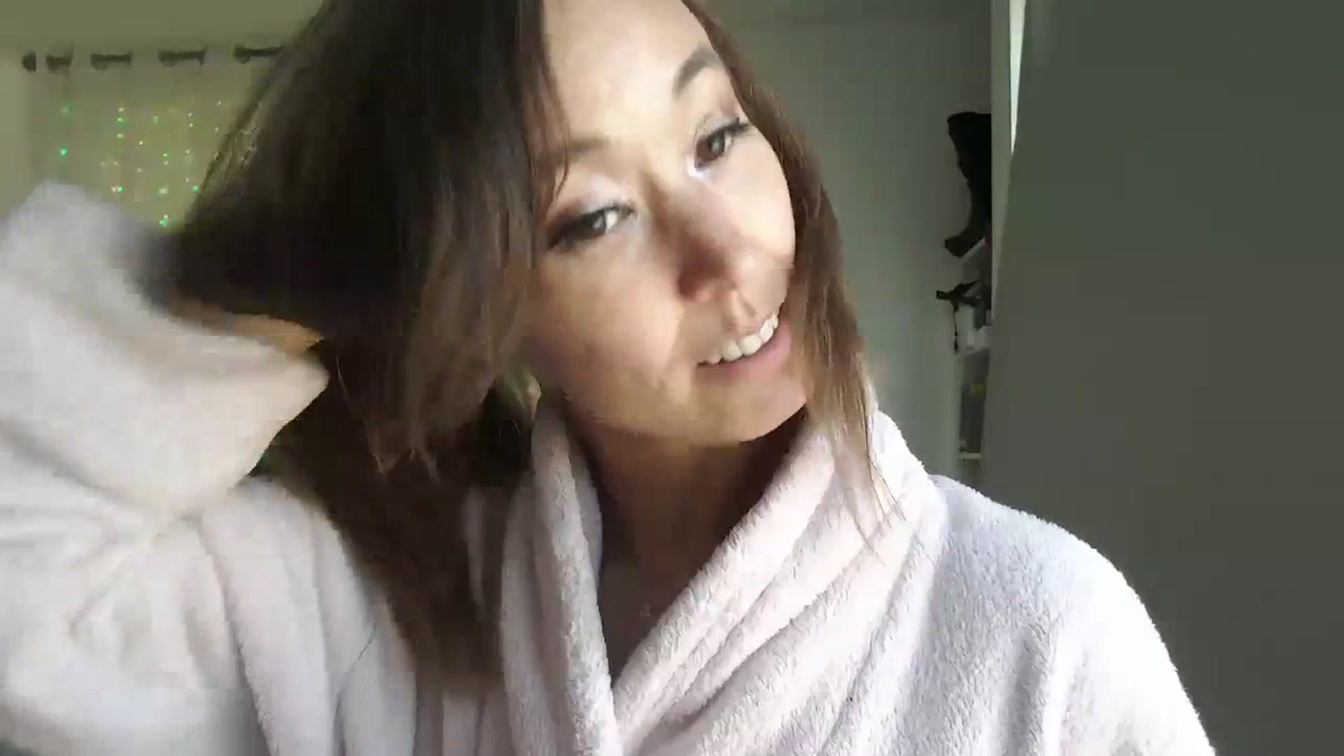 Gallery image thumbnail from Christy_Love's myfreecams stream on, 08/18/2023, 24:03 image 9 of 20