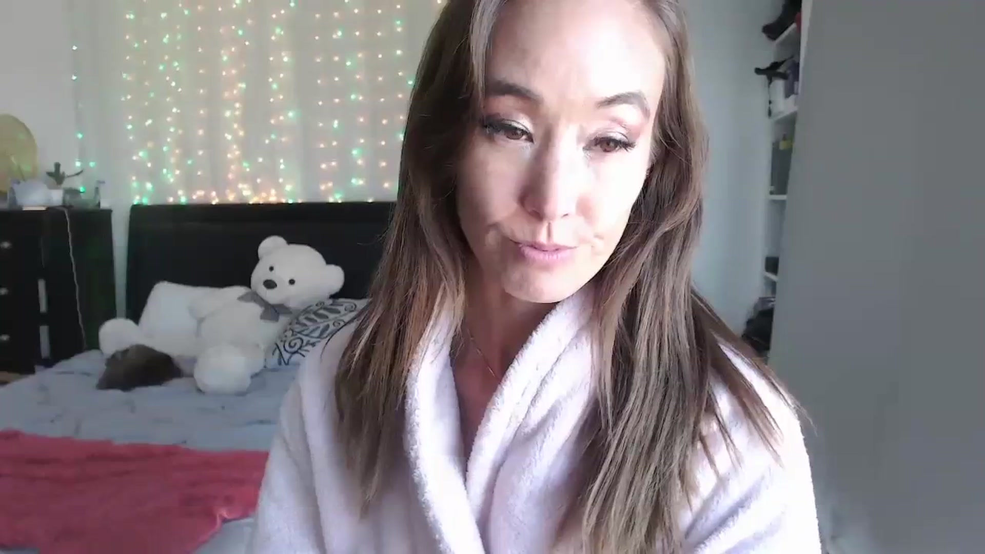 Gallery image thumbnail from Christy_Love's myfreecams stream on, 08/18/2023, 24:03 image 12 of 20