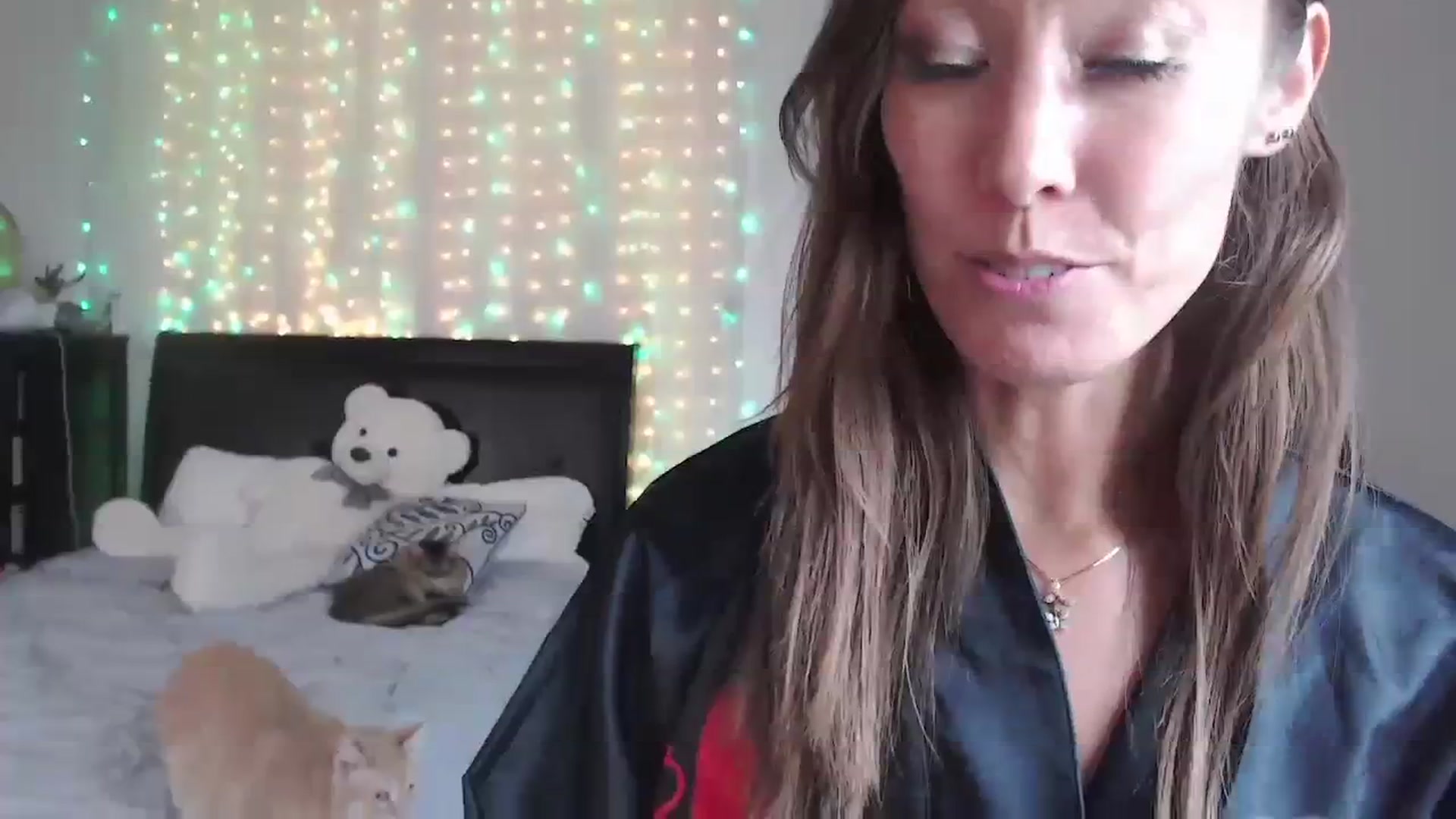 Gallery image thumbnail from Christy_Love's myfreecams stream on, 08/20/2023, 02:34 image 2 of 20