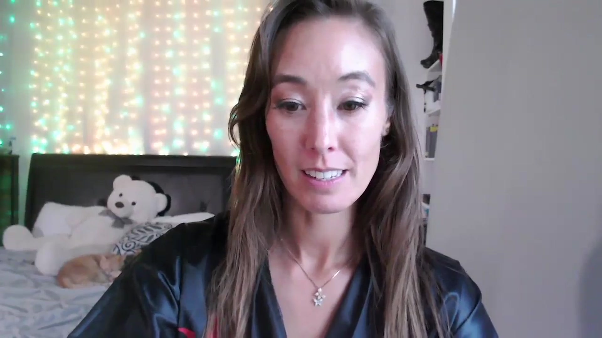 Gallery image thumbnail from Christy_Love's myfreecams stream on, 08/20/2023, 02:34 image 10 of 20