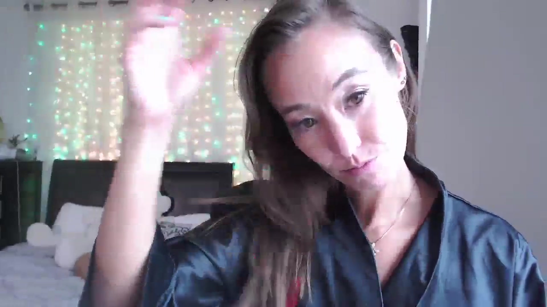 Gallery image thumbnail from Christy_Love's myfreecams stream on, 08/20/2023, 02:34 image 4 of 20