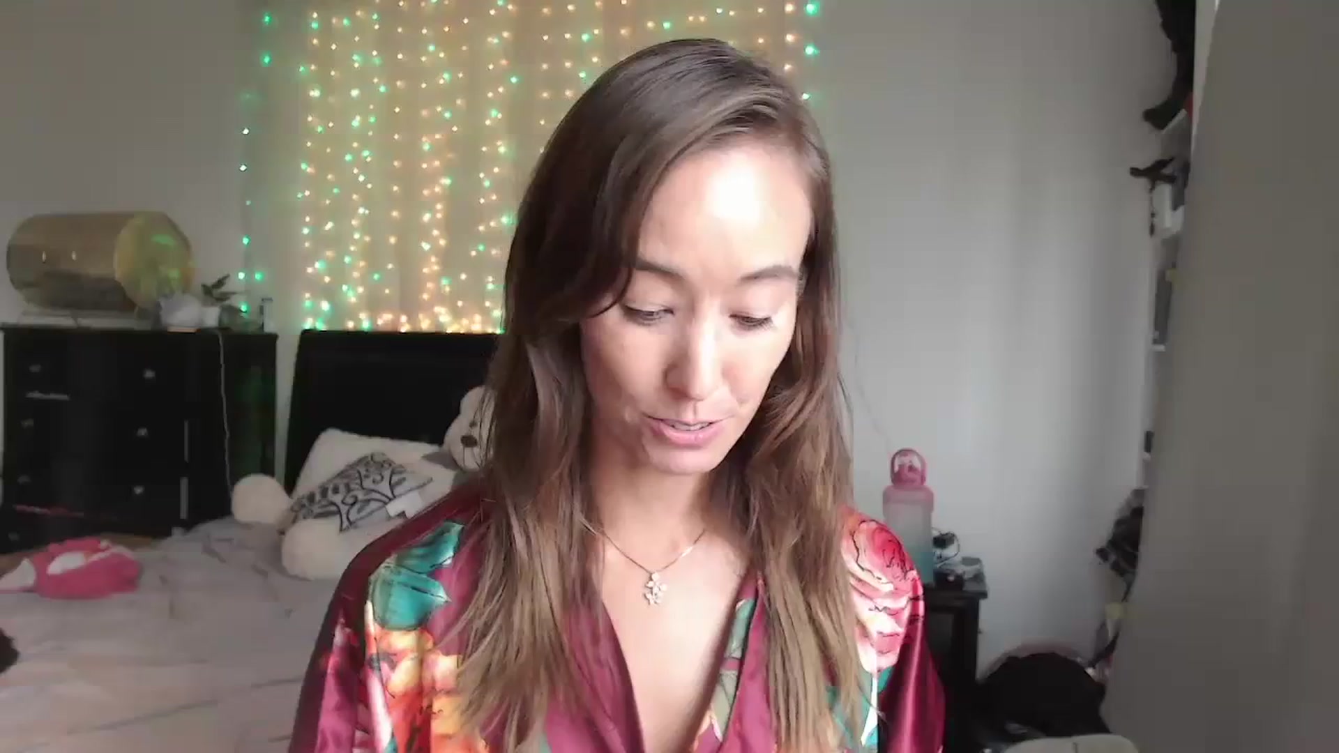 Gallery image thumbnail from Christy_Love's myfreecams stream on, 08/20/2023, 18:53 image 14 of 20