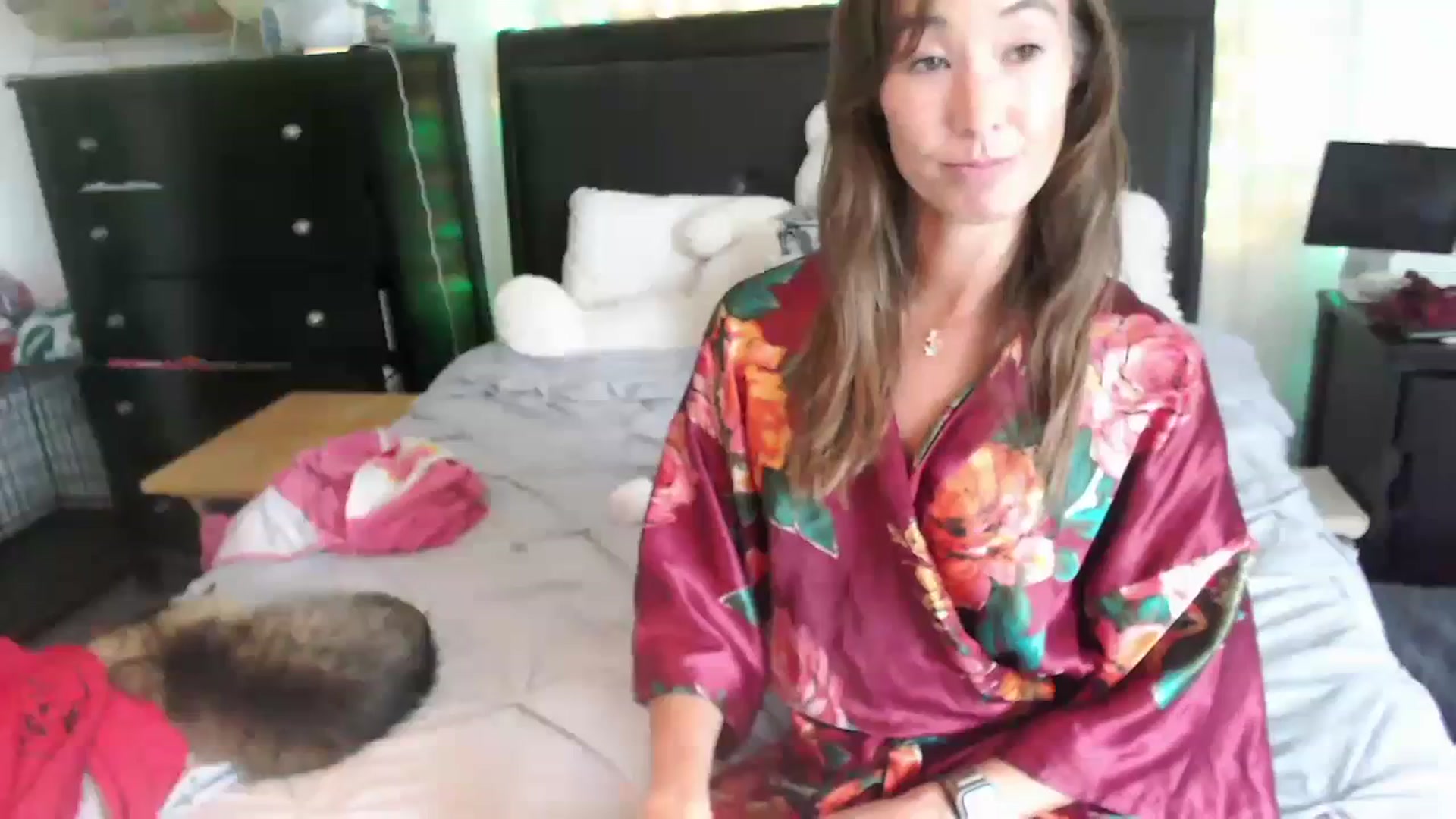Gallery image thumbnail from Christy_Love's myfreecams stream on, 08/20/2023, 21:10 image 16 of 20