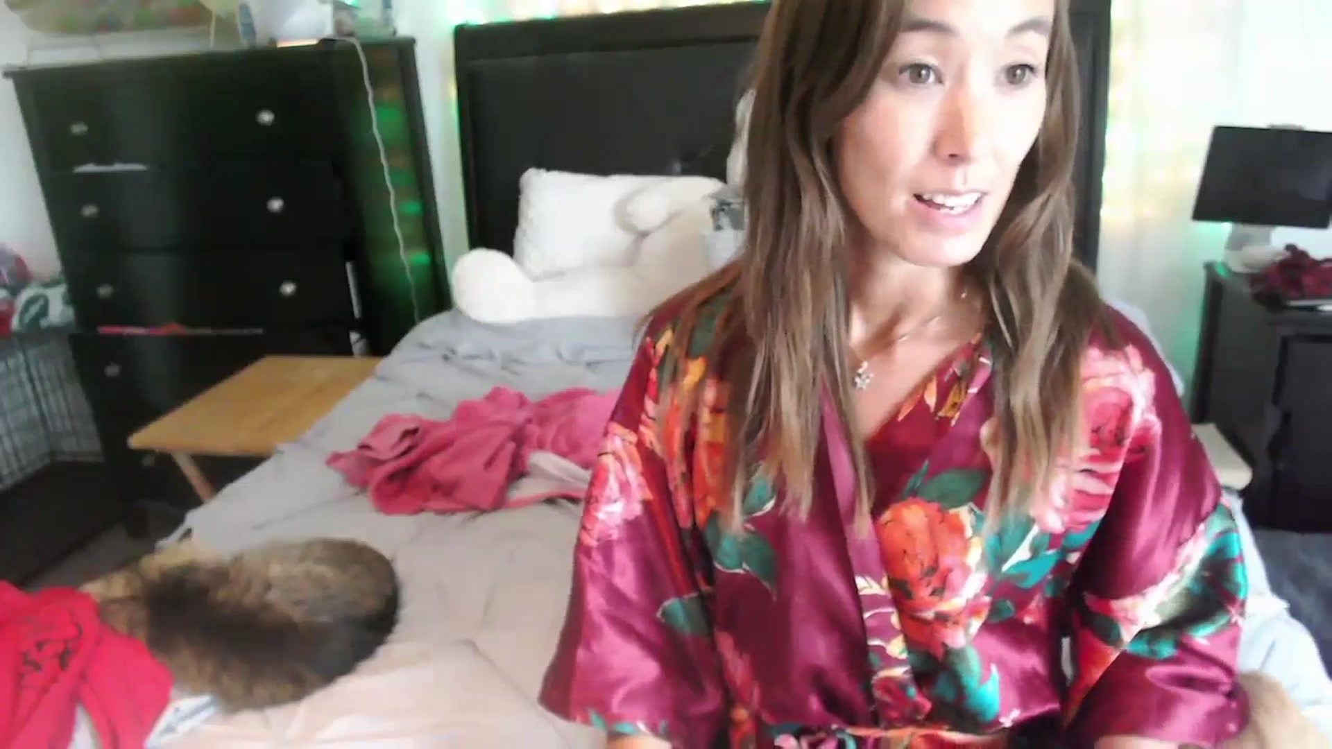 Gallery image thumbnail from Christy_Love's myfreecams stream on, 08/20/2023, 21:10 image 18 of 20