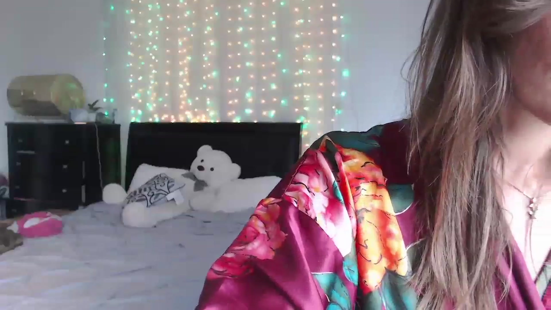 Gallery image thumbnail from Christy_Love's myfreecams stream on, 08/20/2023, 21:10 image 2 of 20