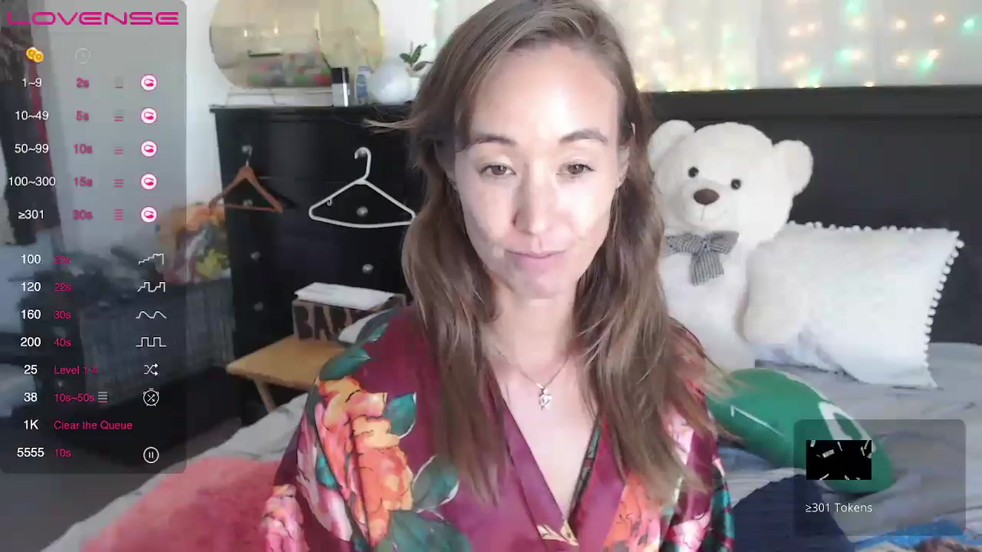 Gallery image thumbnail from Christy_Love's myfreecams stream on, 08/27/2023, 24:25 image 11 of 20