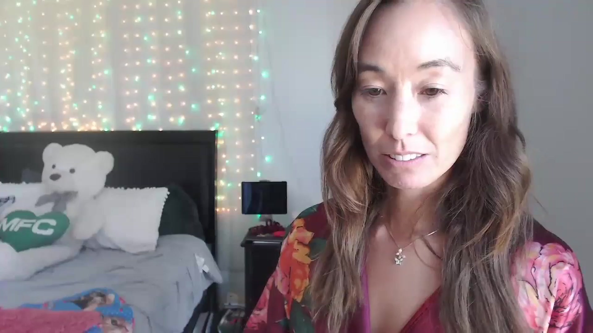 Gallery image thumbnail from Christy_Love's myfreecams stream on, 08/27/2023, 24:25 image 6 of 20