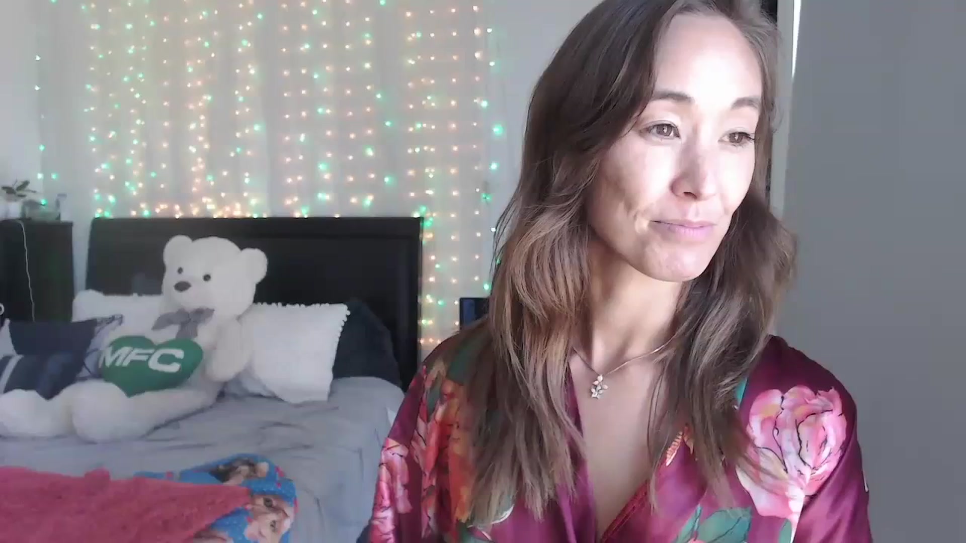 Gallery image thumbnail from Christy_Love's myfreecams stream on, 08/27/2023, 24:25 image 2 of 20