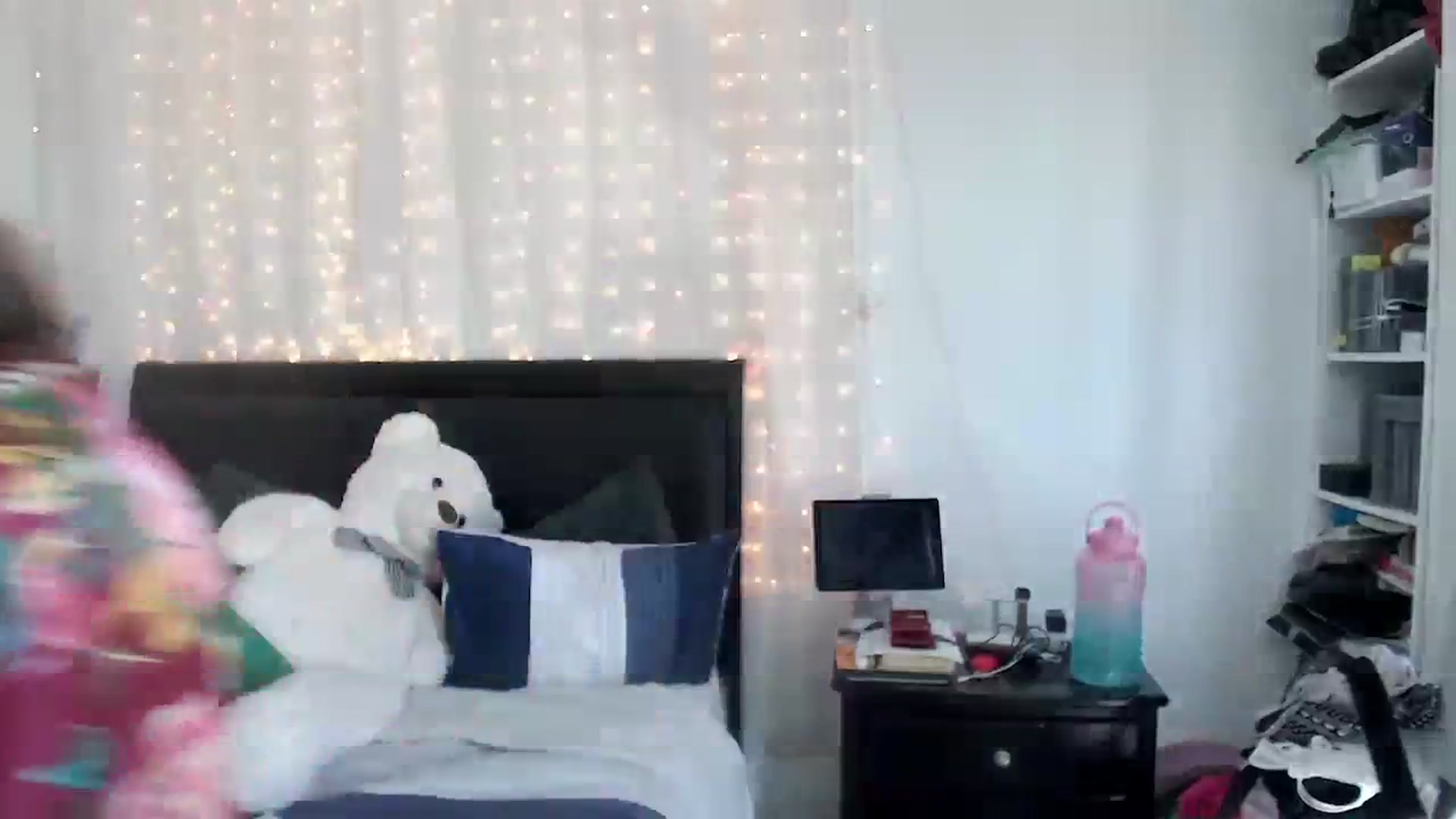 Gallery image thumbnail from Christy_Love's myfreecams stream on, 09/19/2023, 20:40 image 12 of 20