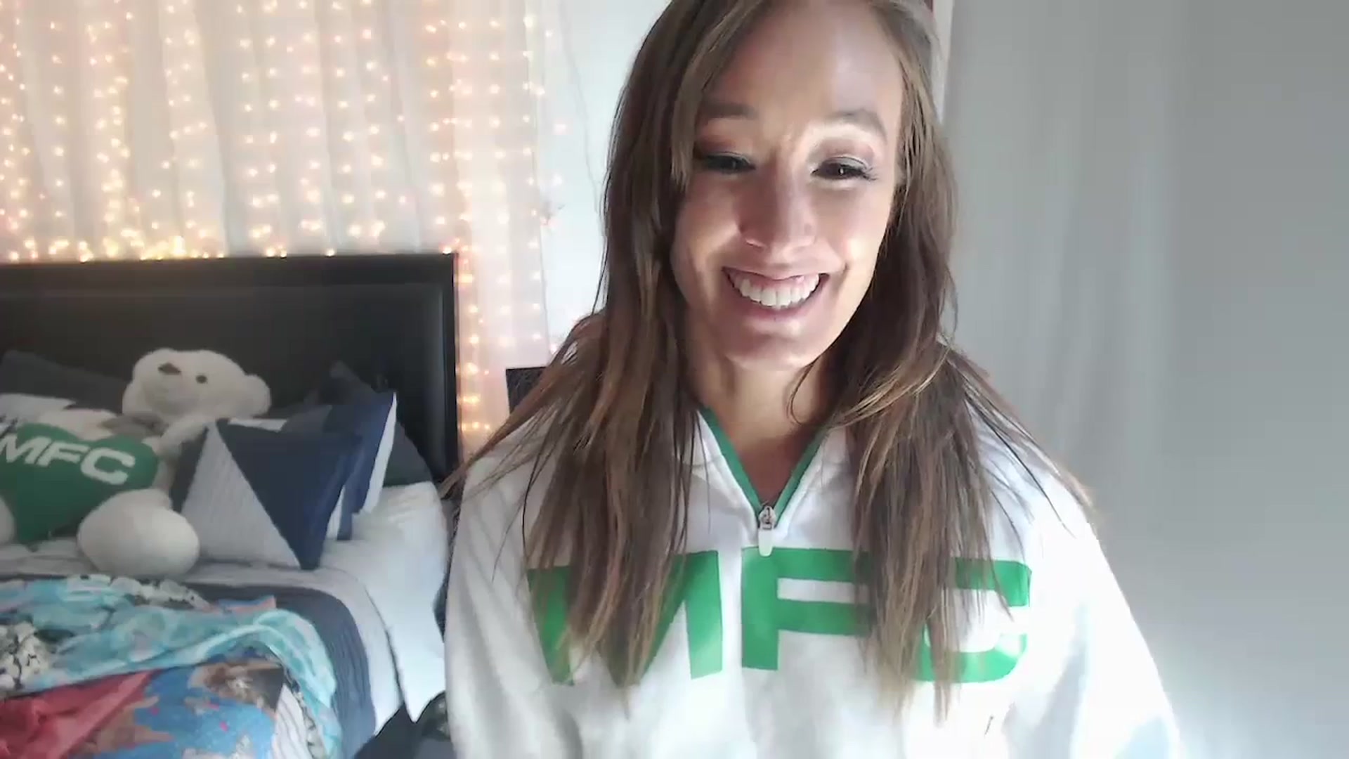 Gallery image thumbnail from Christy_Love's myfreecams stream on, 09/23/2023, 19:20 image 3 of 20