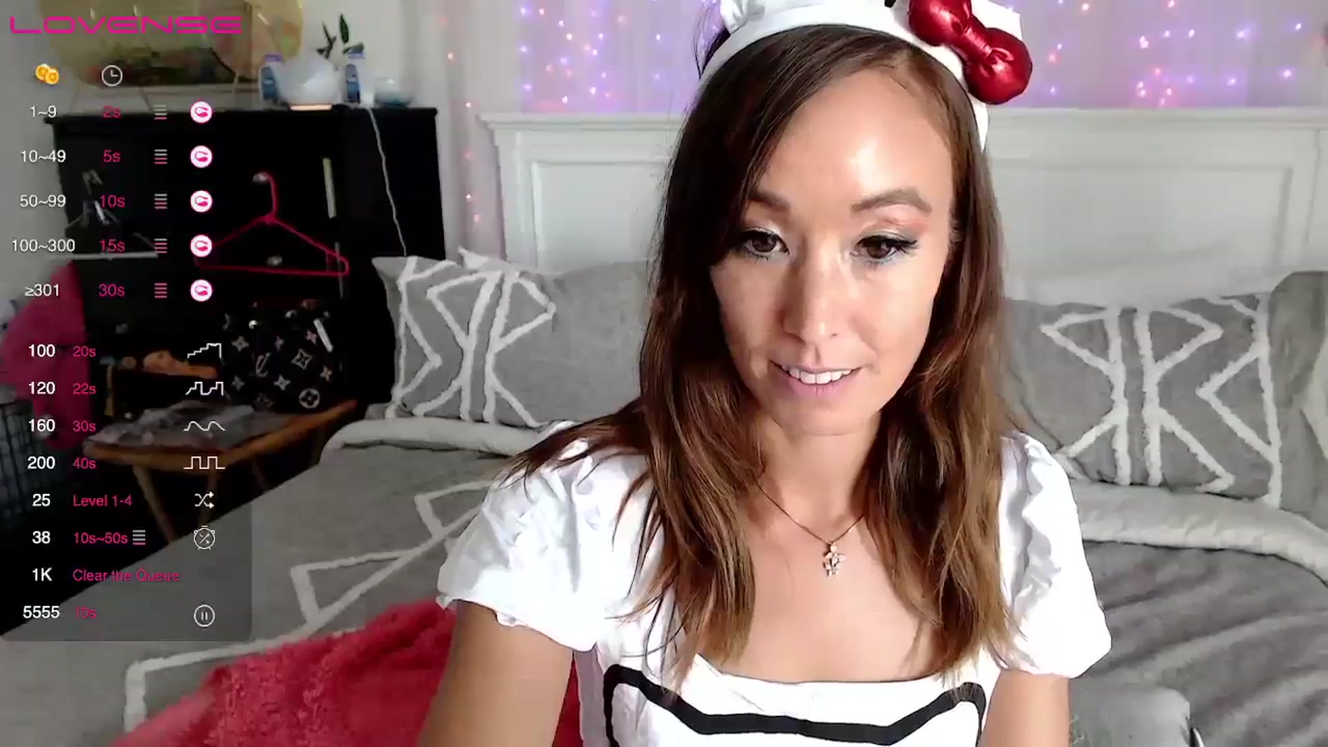 Gallery image thumbnail from Christy_Love's myfreecams stream on, 10/07/2023, 21:21 image 16 of 20