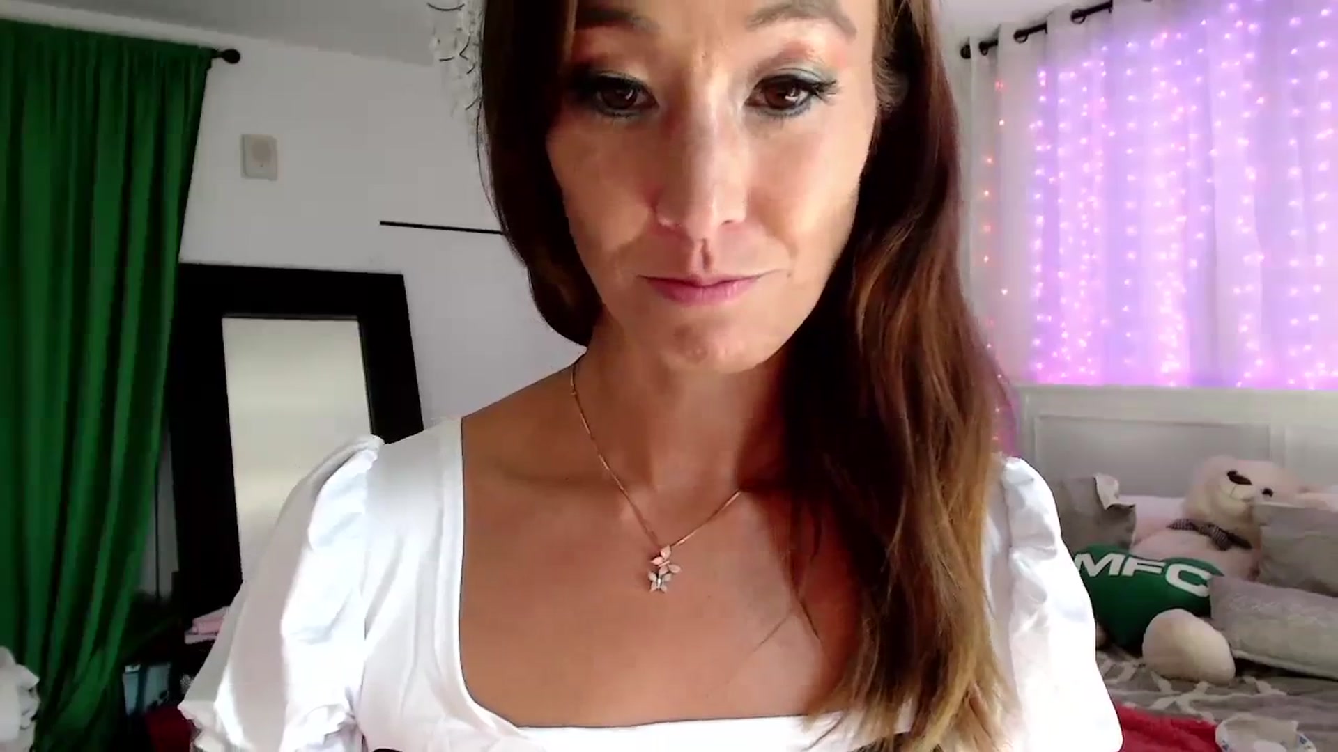 Gallery image thumbnail from Christy_Love's myfreecams stream on, 10/07/2023, 21:21 image 2 of 20