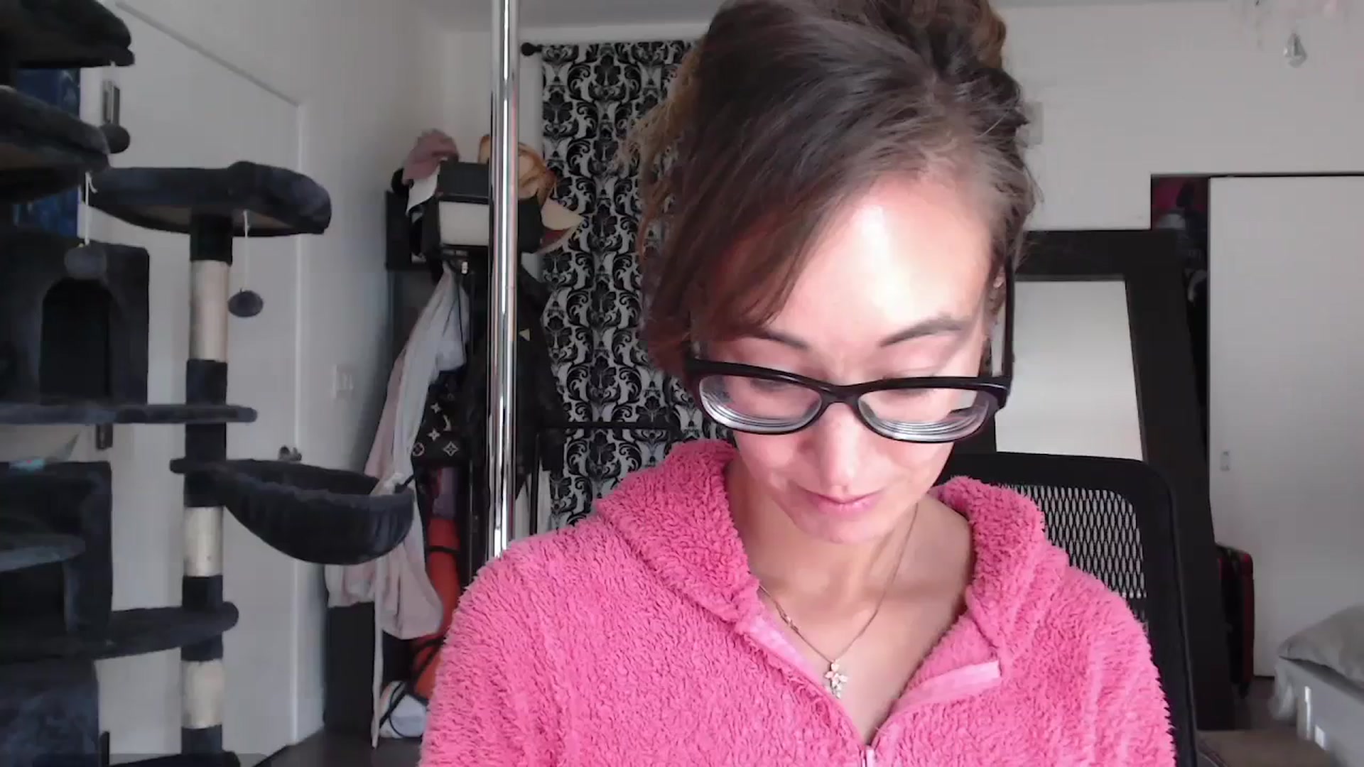 Gallery image thumbnail from Christy_Love's myfreecams stream on, 12/31/2023, 21:45 image 1 of 20