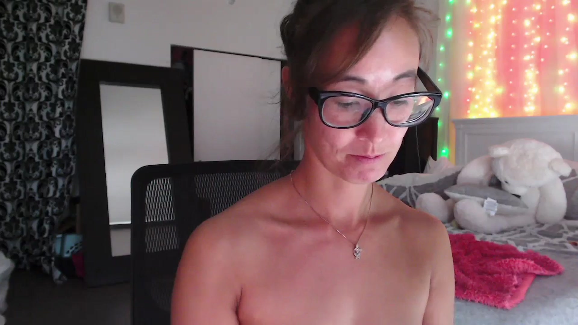 Gallery image thumbnail from Christy_Love's myfreecams stream on, 12/31/2023, 23:12 image 3 of 20