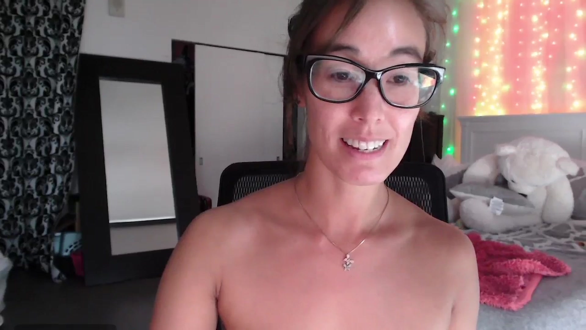 Gallery image thumbnail from Christy_Love's myfreecams stream on, 12/31/2023, 23:12 image 9 of 20