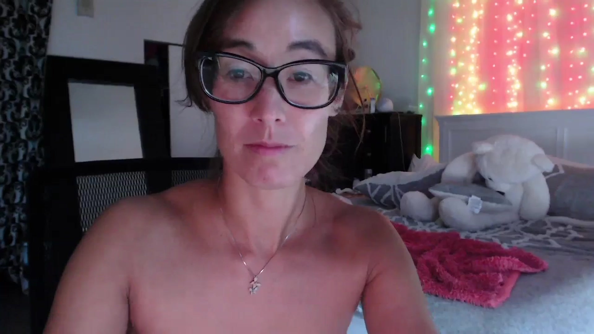 Gallery image thumbnail from Christy_Love's myfreecams stream on, 12/31/2023, 23:12 image 20 of 20