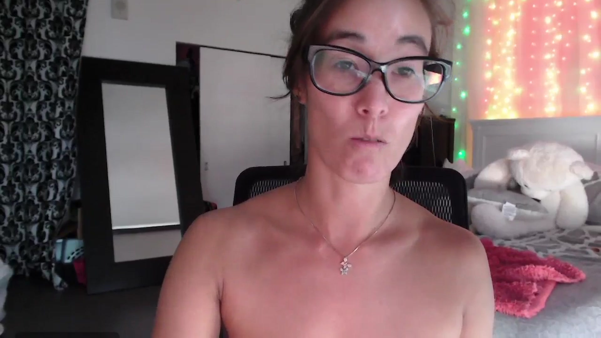 Gallery image thumbnail from Christy_Love's myfreecams stream on, 12/31/2023, 23:12 image 11 of 20