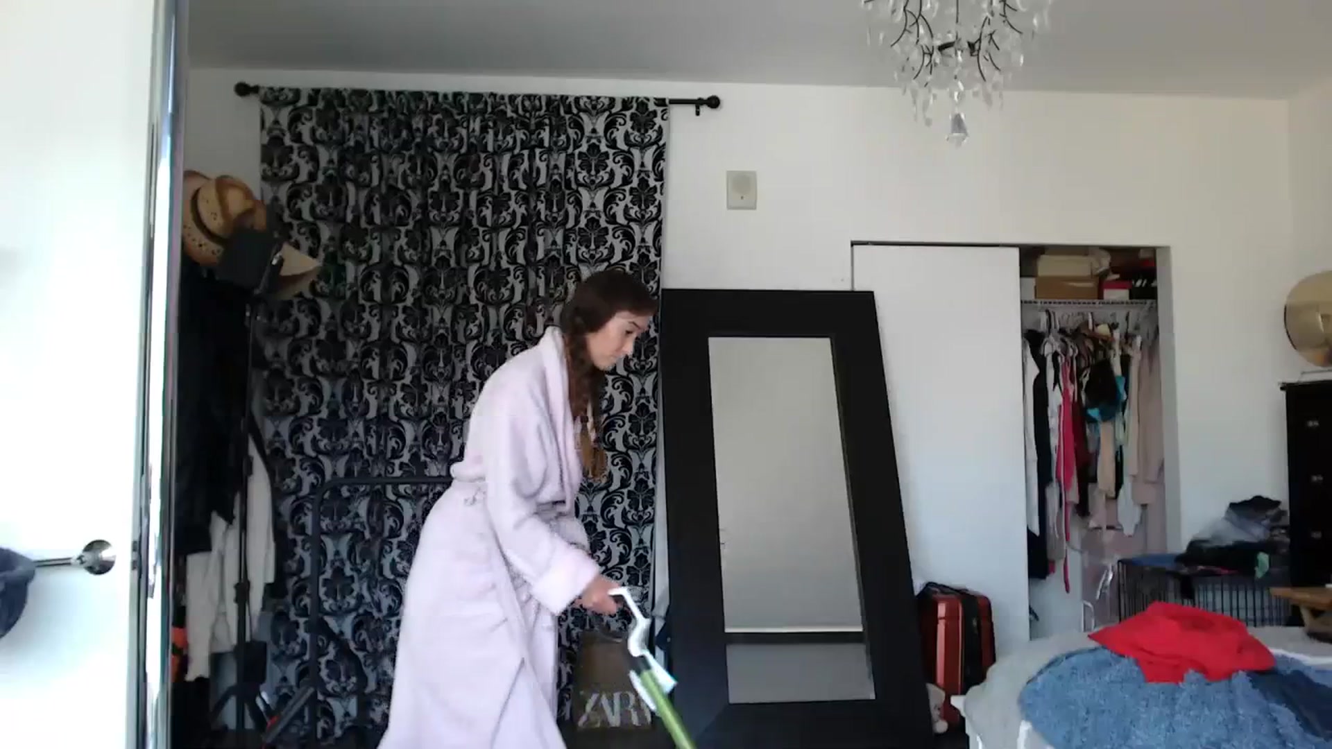 Gallery image thumbnail from Christy_Love's myfreecams stream on, 02/19/2024, 23:02 image 12 of 20