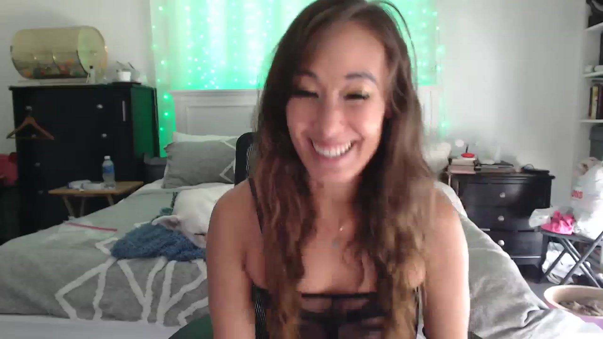 Gallery image thumbnail from Christy_Love's myfreecams stream on, 03/11/2024, 20:40 image 17 of 20