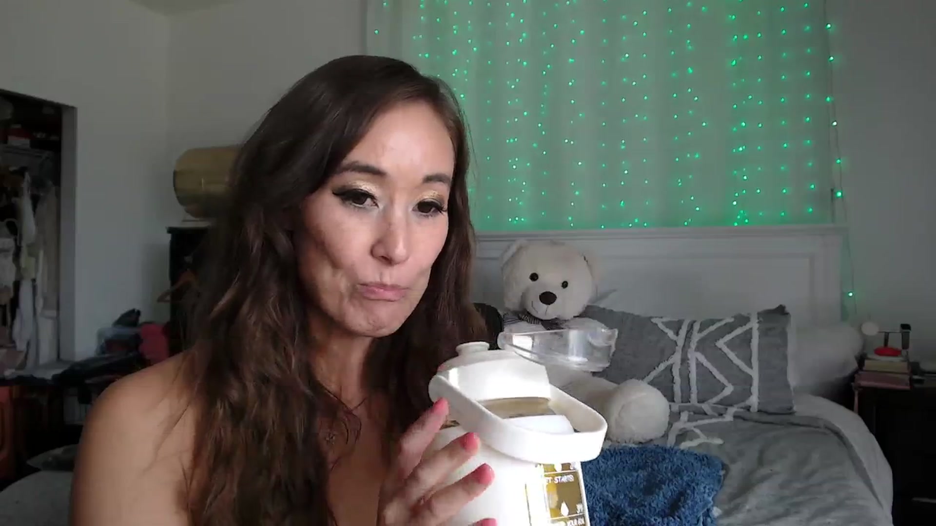 Gallery image thumbnail from Christy_Love's myfreecams stream on, 03/11/2024, 21:25 image 11 of 20