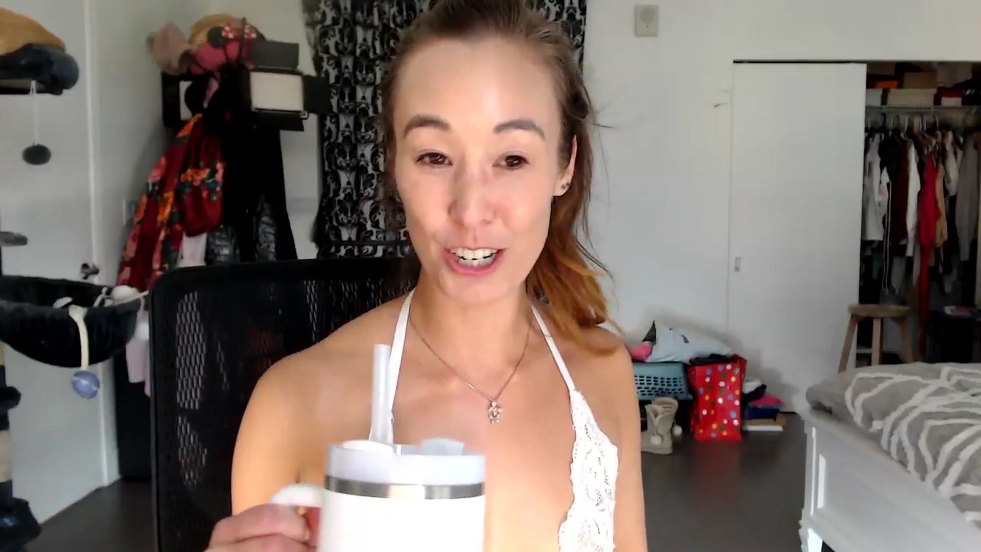 Gallery image thumbnail from Christy_Love's myfreecams stream on, 05/06/2024, 21:37 image 2 of 20
