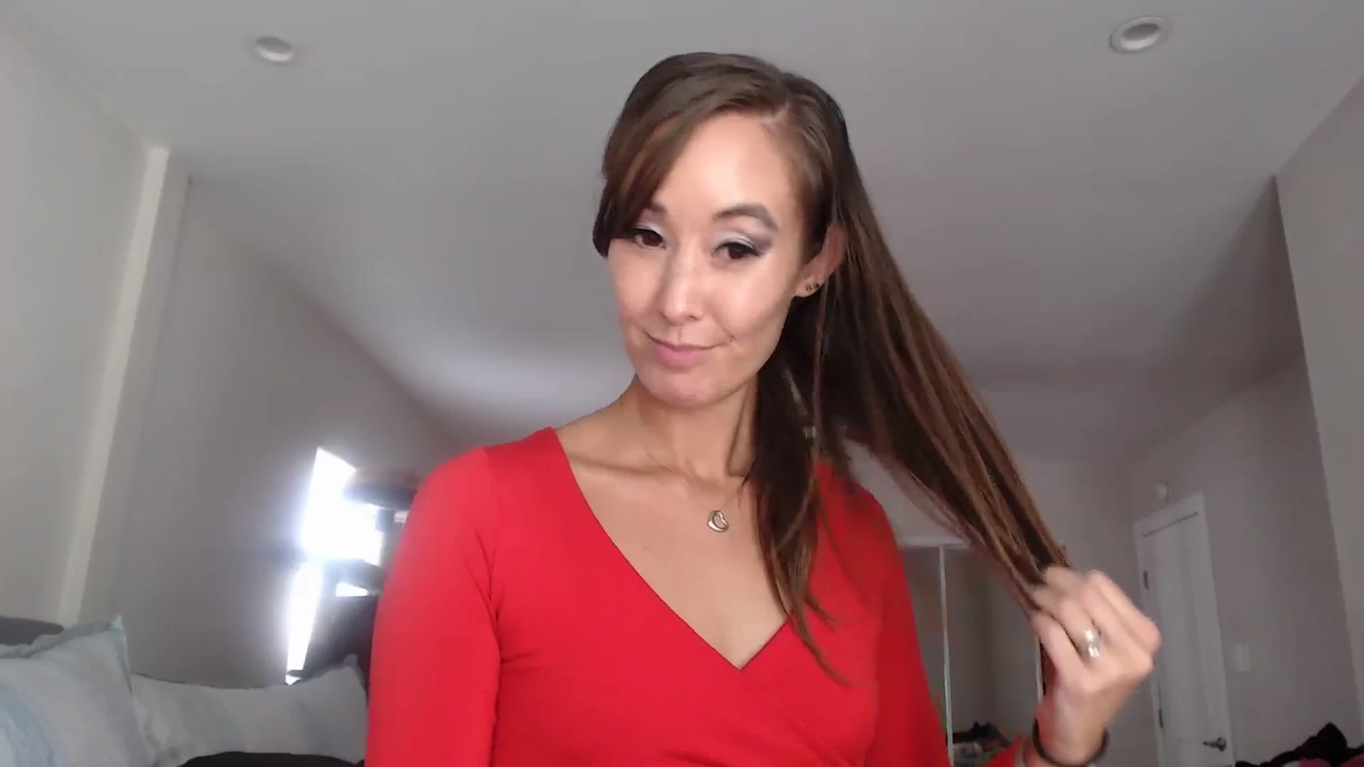Gallery image thumbnail from Christy_Love's myfreecams stream on, 06/19/2024, 21:04 image 12 of 20