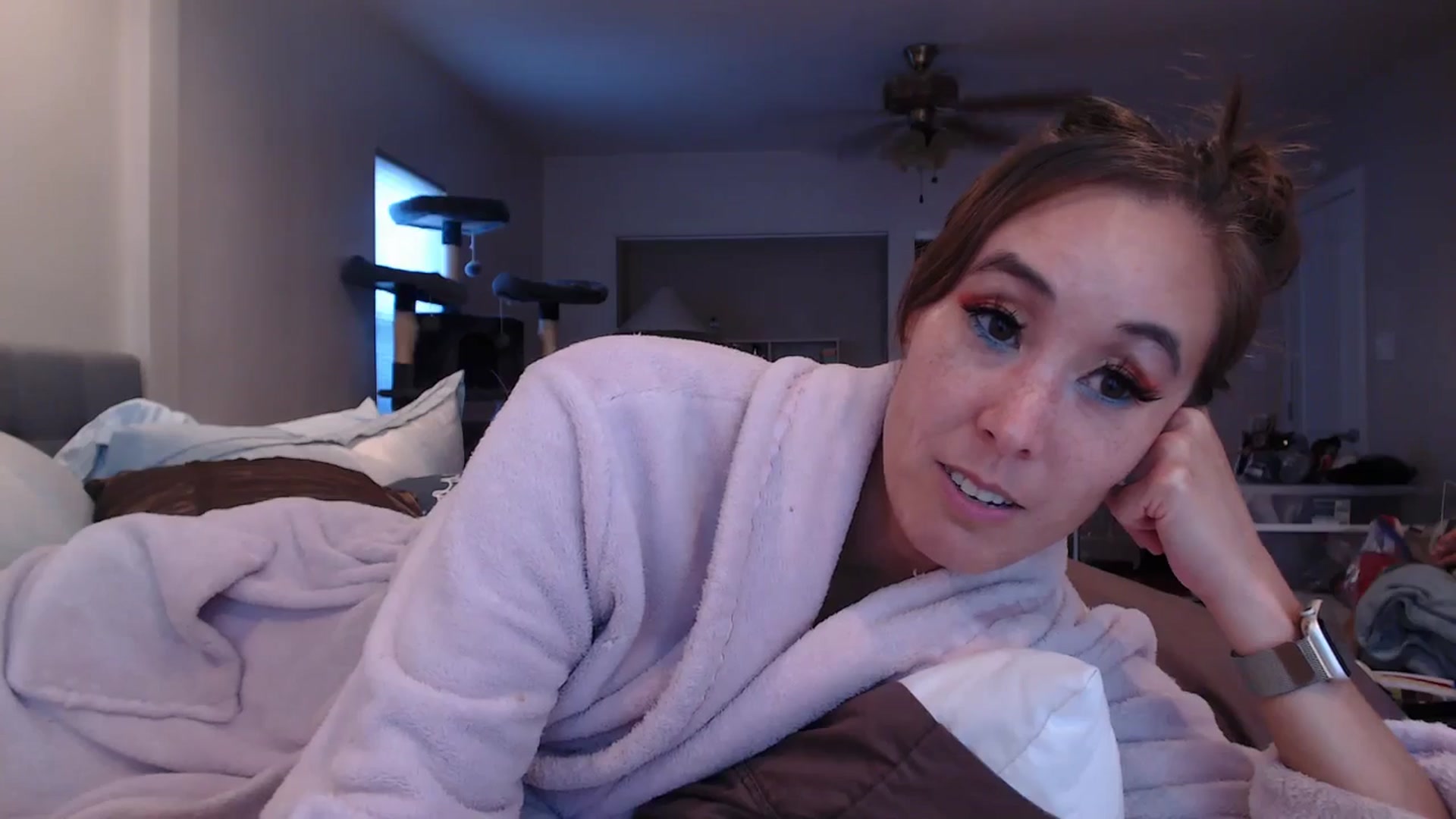 Gallery image thumbnail from Christy_Love's myfreecams stream on, 07/05/2024, 01:34 image 16 of 20