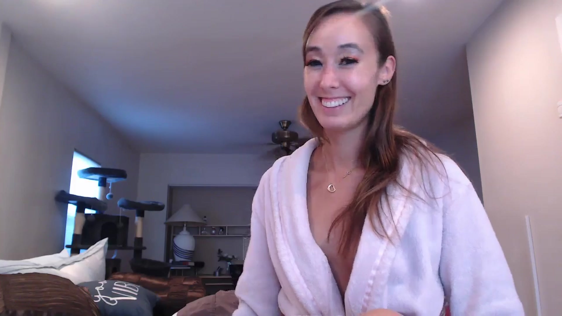 Gallery image thumbnail from Christy_Love's myfreecams stream on, 07/05/2024, 01:34 image 2 of 20
