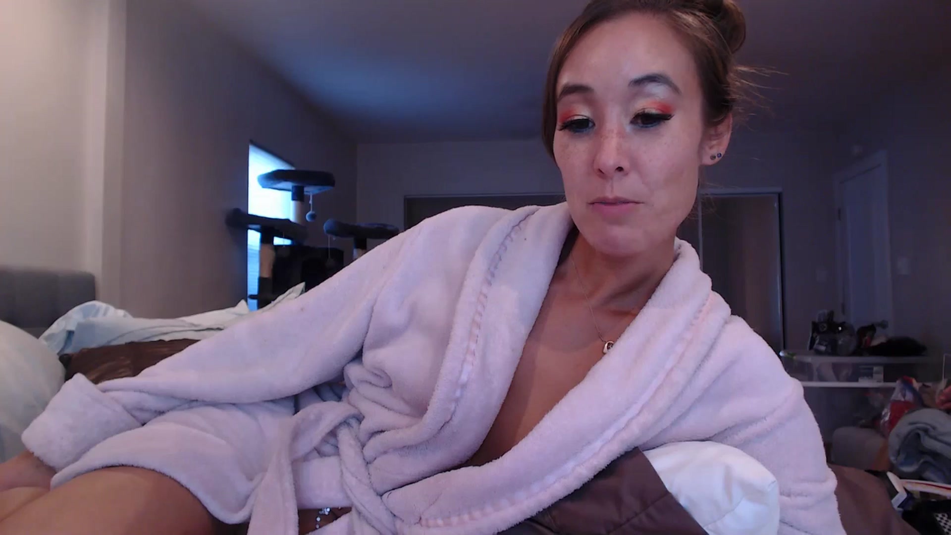 Gallery image thumbnail from Christy_Love's myfreecams stream on, 07/05/2024, 01:34 image 14 of 20
