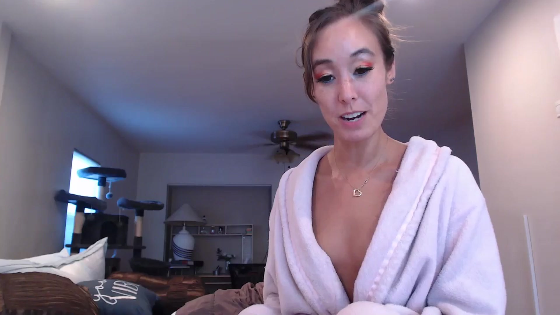 Gallery image thumbnail from Christy_Love's myfreecams stream on, 07/05/2024, 01:34 image 7 of 20