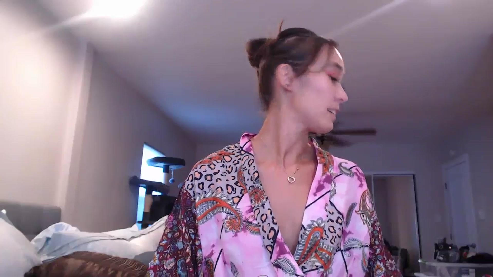 Gallery image thumbnail from Christy_Love's myfreecams stream on, 07/05/2024, 01:54 image 6 of 20
