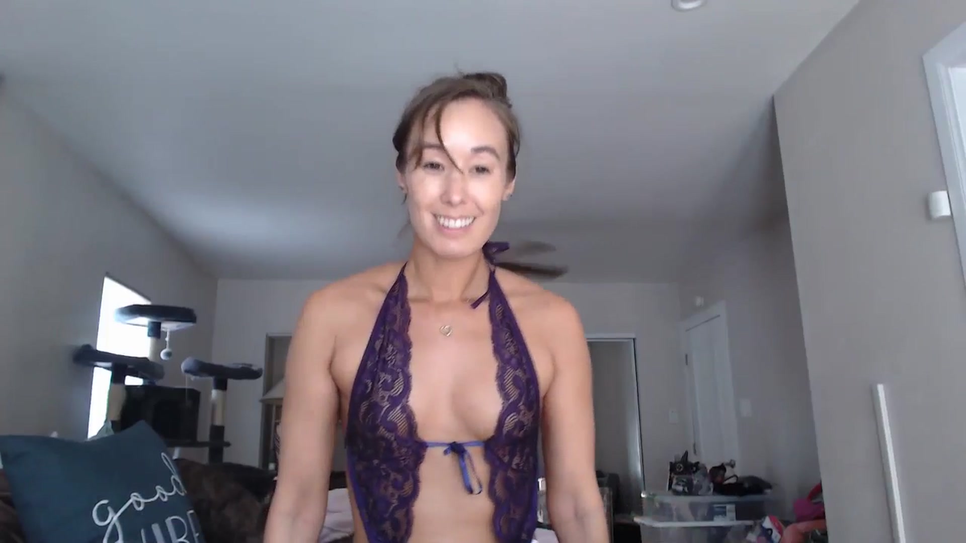 Gallery image thumbnail from Christy_Love's myfreecams stream on, 07/05/2024, 19:29 image 14 of 20