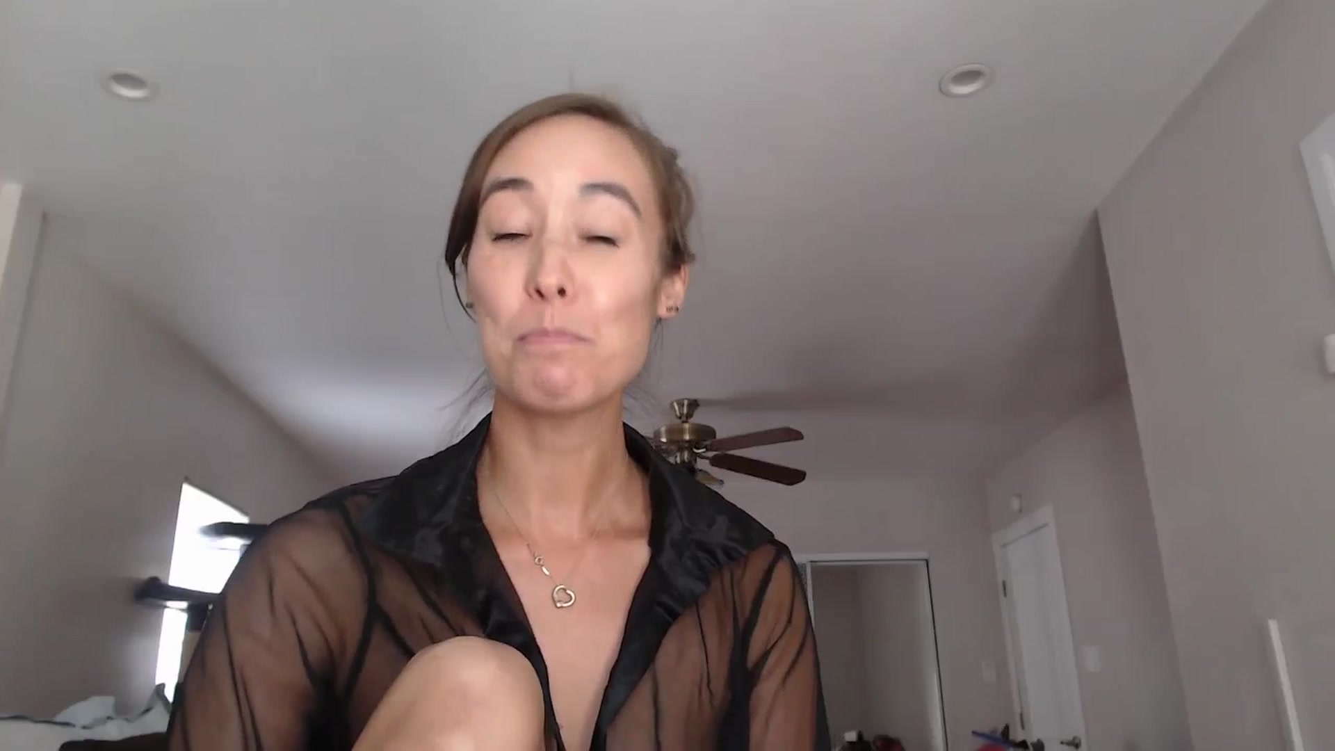 Gallery image thumbnail from Christy_Love's myfreecams stream on, 07/06/2024, 21:18 image 6 of 20