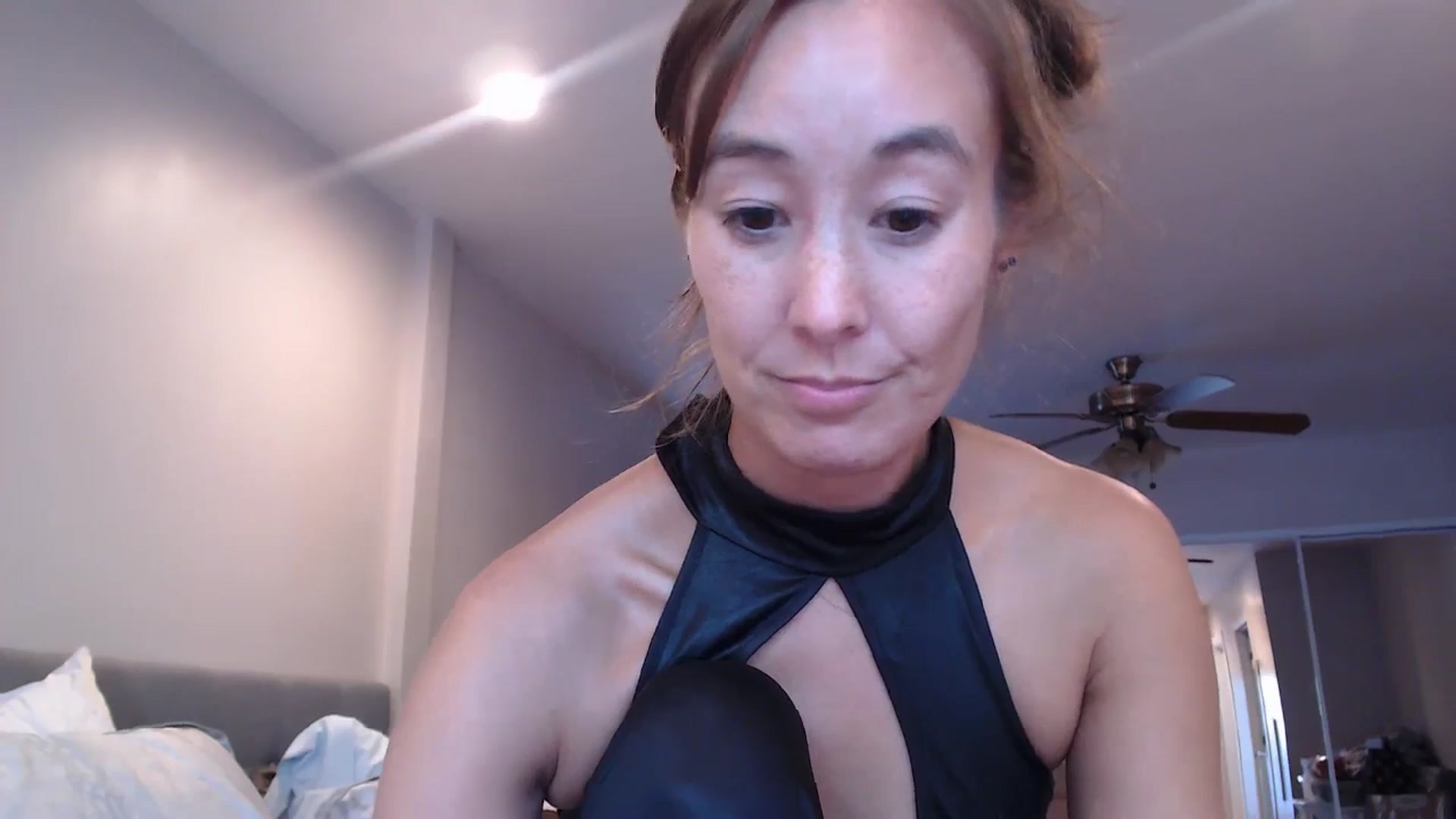 Gallery image thumbnail from Christy_Love's myfreecams stream on, 07/09/2024, 01:38 image 18 of 20