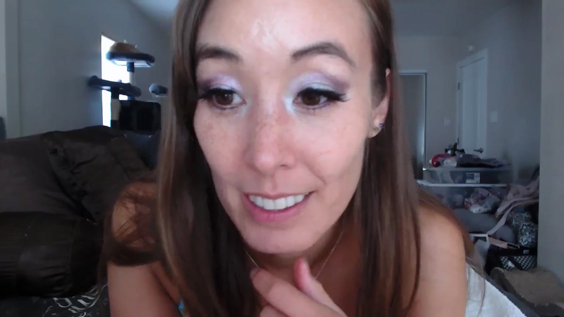 Gallery image thumbnail from Christy_Love's myfreecams stream on, 07/10/2024, 19:23 image 10 of 20