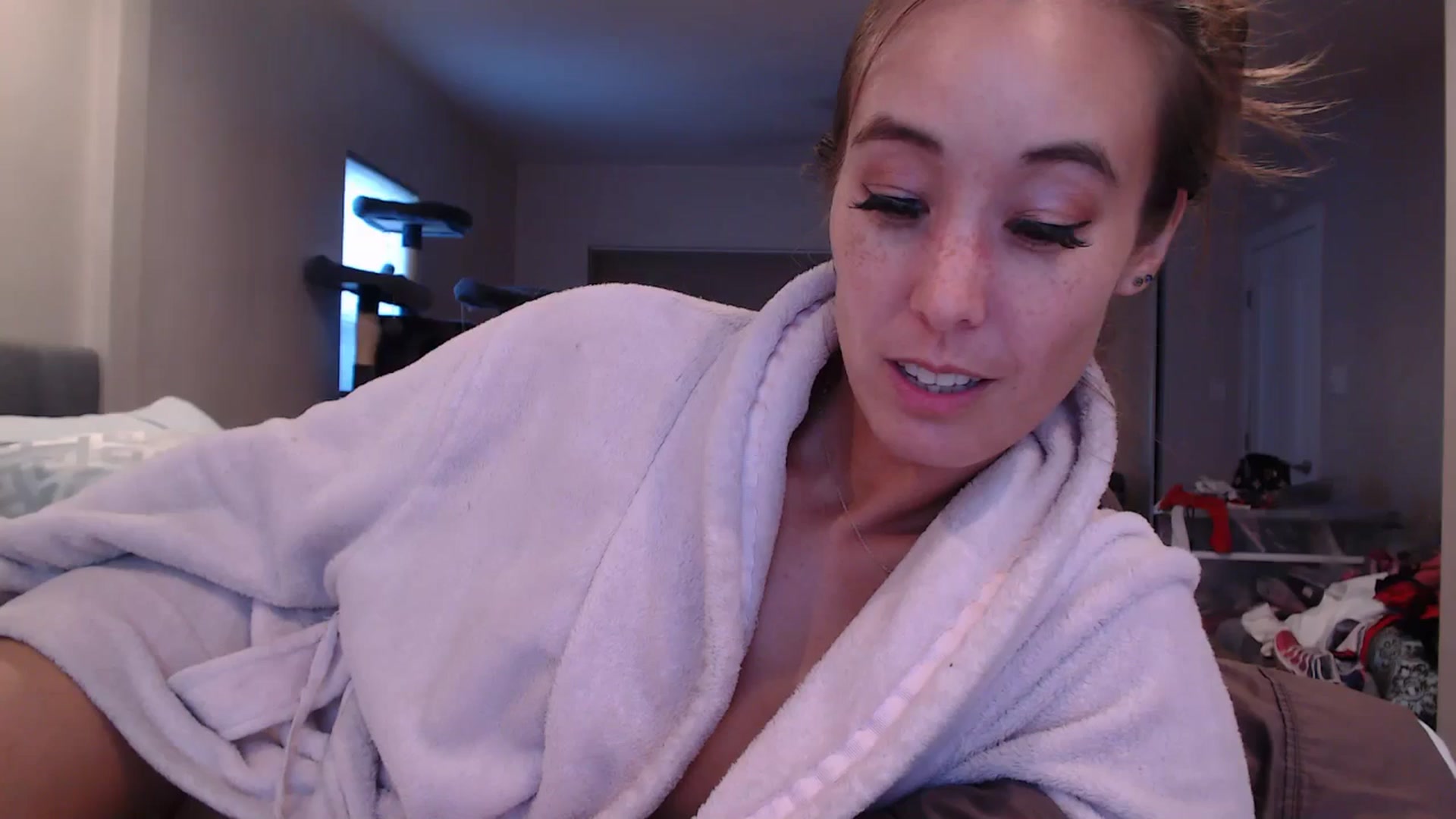 Gallery image thumbnail from Christy_Love's myfreecams stream on, 07/15/2024, 03:19 image 1 of 20