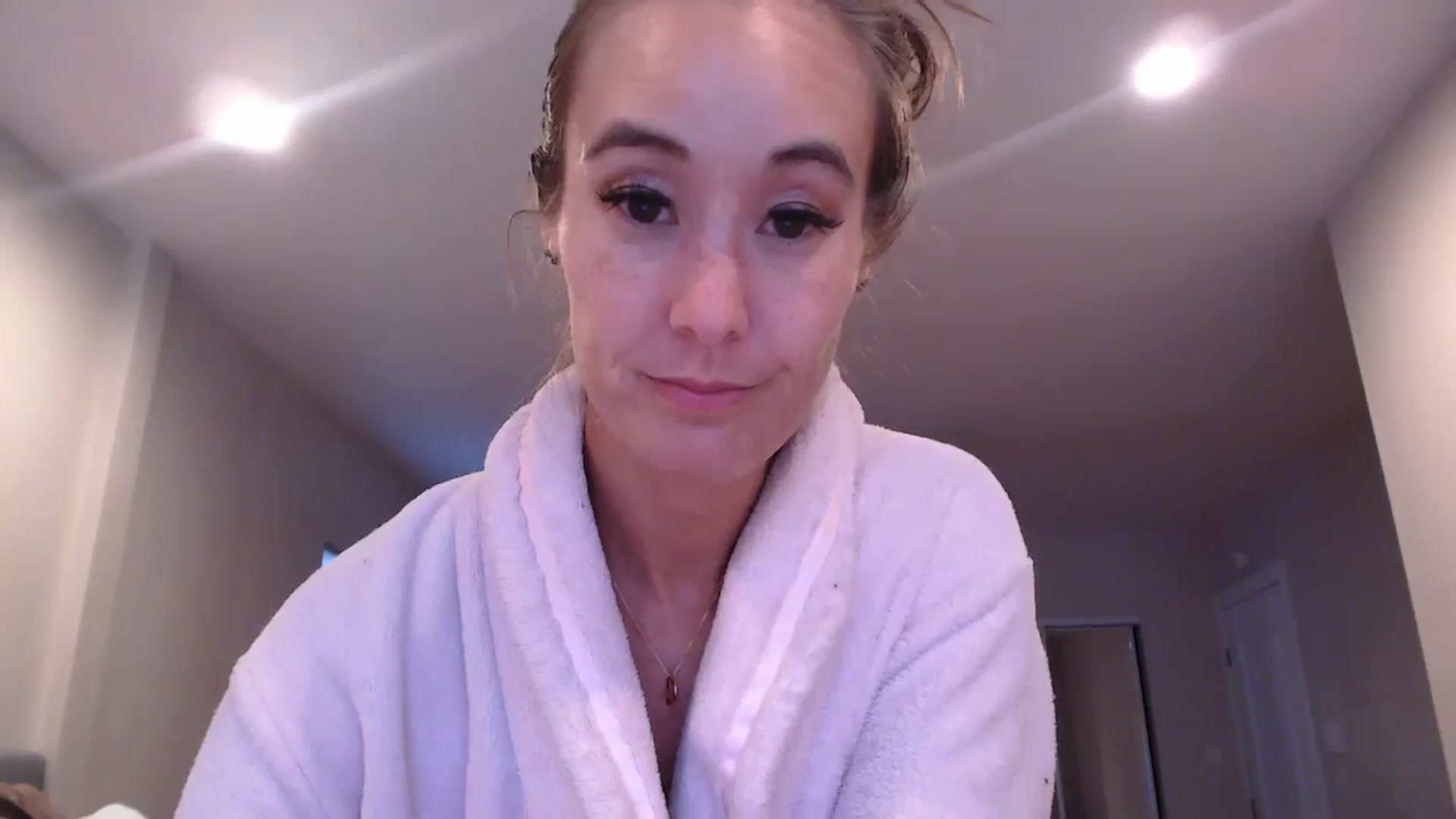 Gallery image thumbnail from Christy_Love's myfreecams stream on, 07/15/2024, 03:19 image 8 of 20