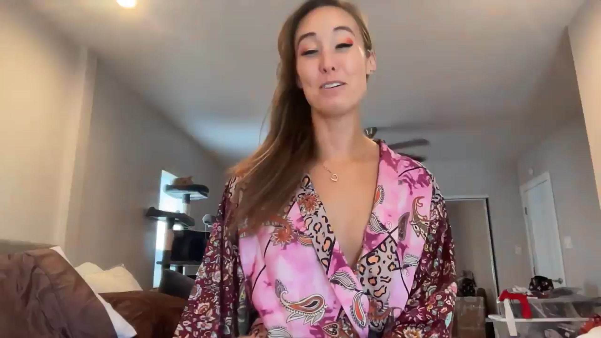 Gallery image thumbnail from Christy_Love's myfreecams stream on, 07/15/2024, 21:03 image 7 of 20