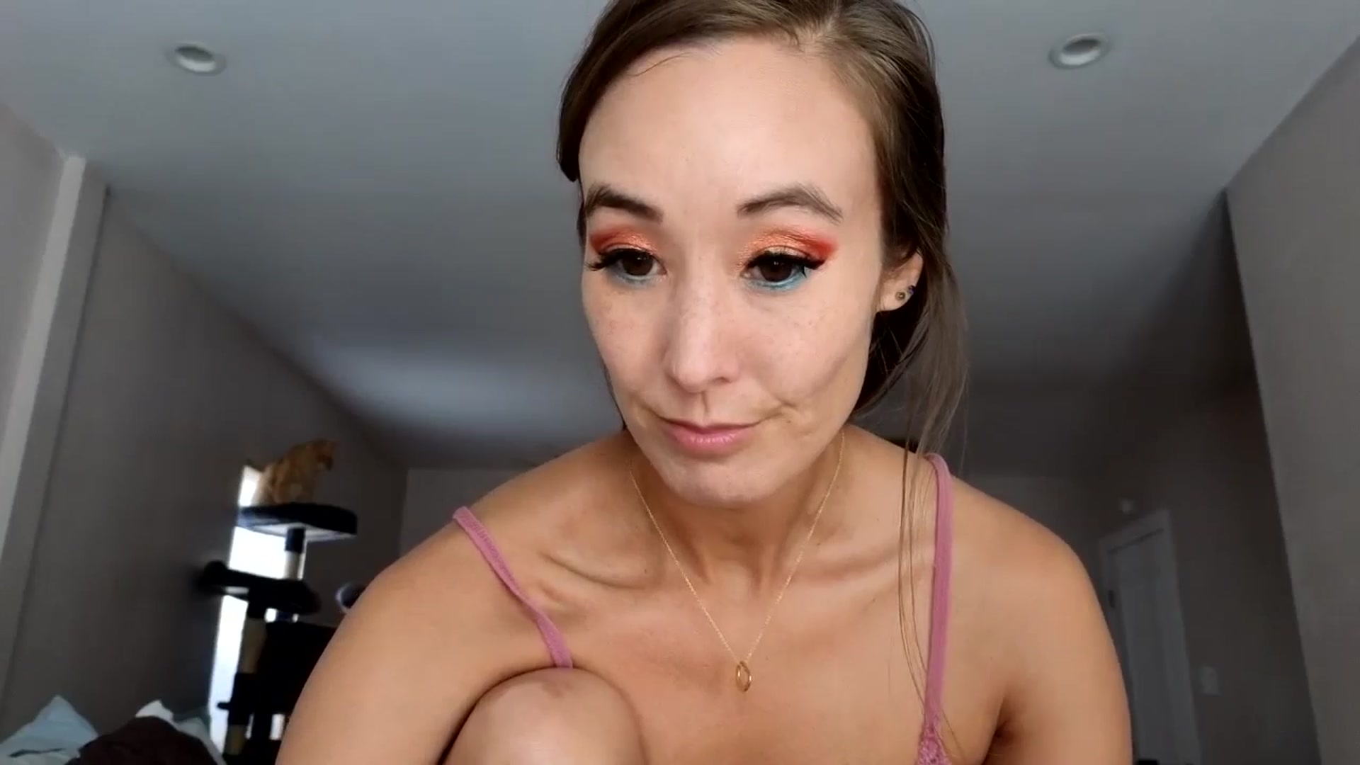 Gallery image thumbnail from Christy_Love's myfreecams stream on, 07/24/2024, 19:27 image 2 of 20