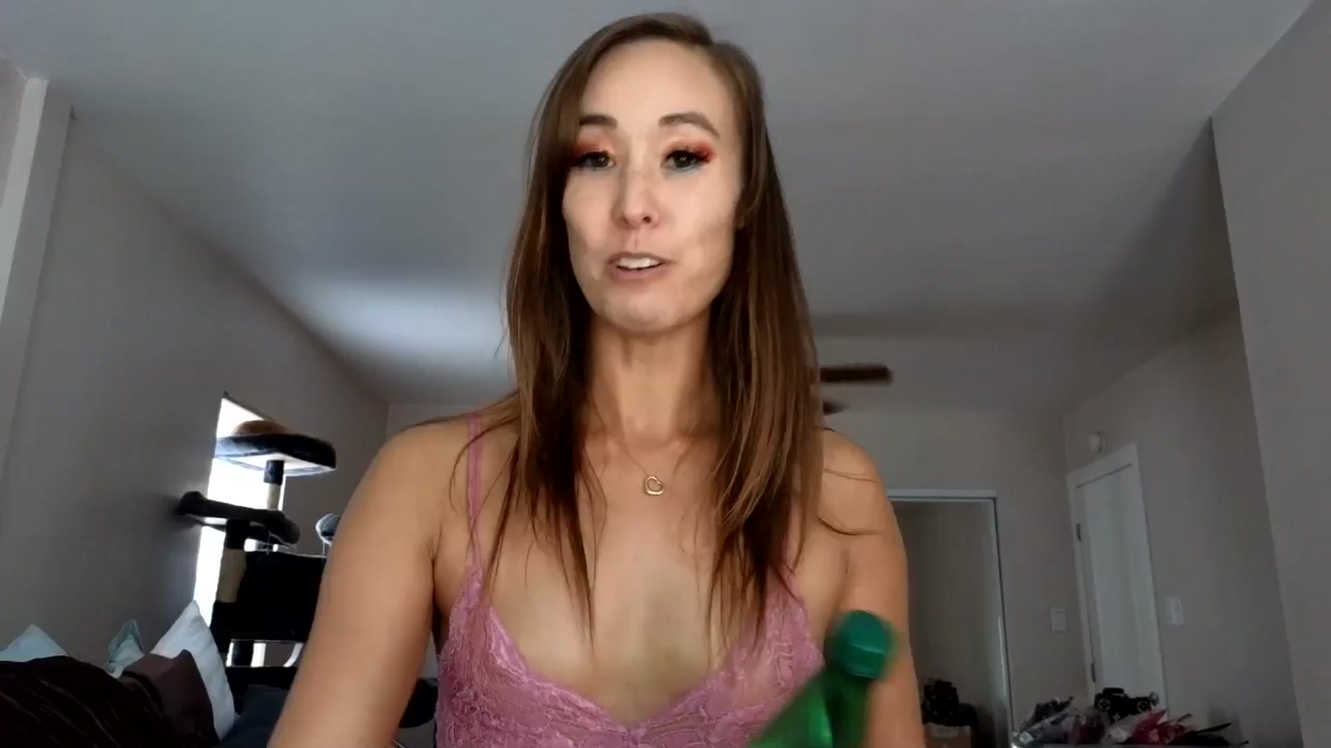 Gallery image thumbnail from Christy_Love's myfreecams stream on, 07/24/2024, 21:06 image 6 of 20