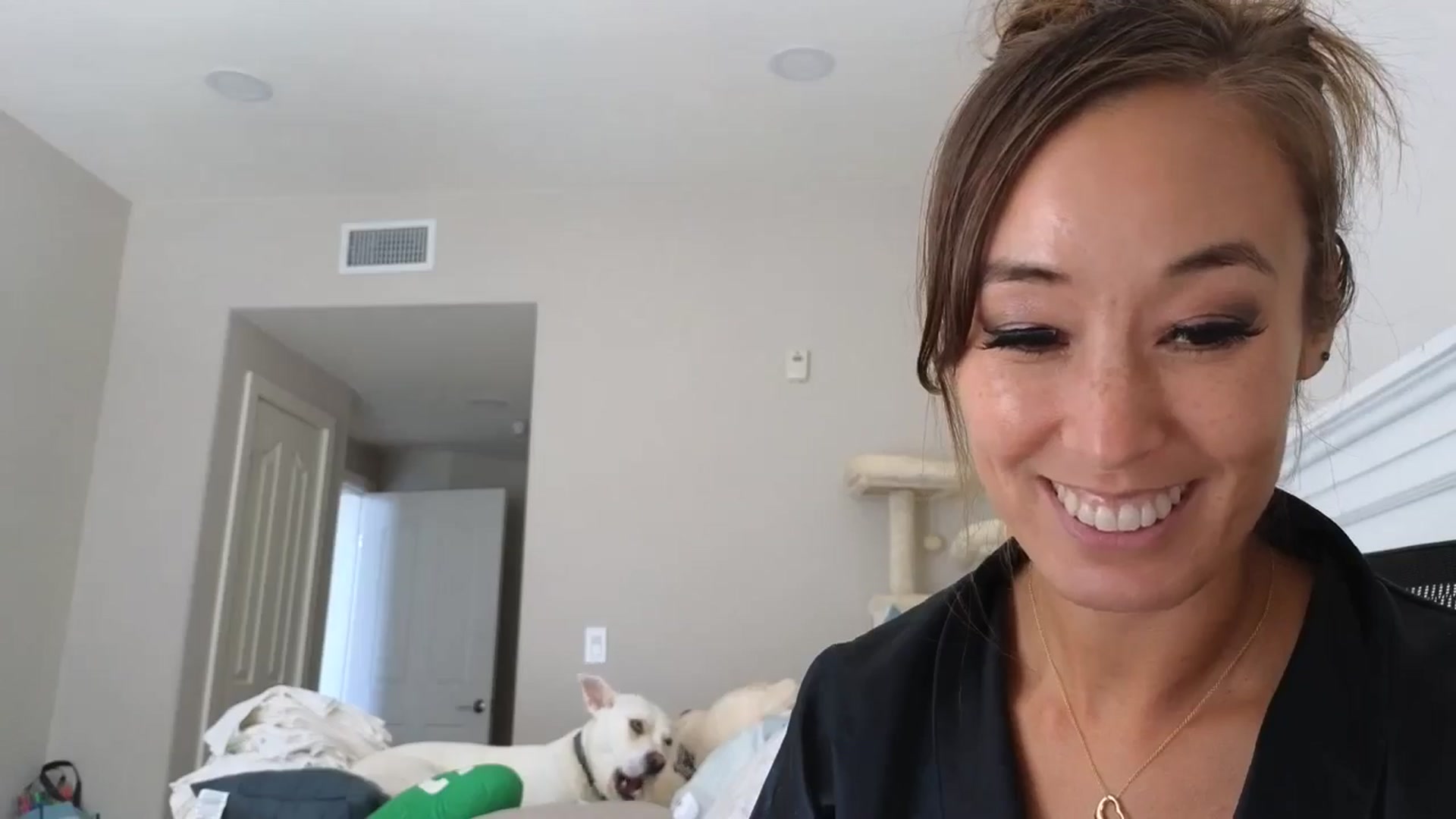 Gallery image thumbnail from Christy_Love's myfreecams stream on, 08/10/2024, 19:51 image 16 of 20