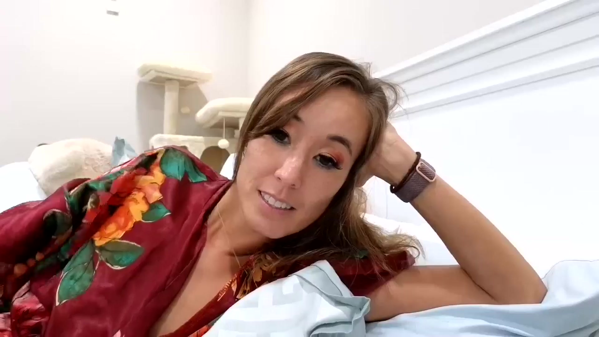 Gallery image thumbnail from Christy_Love's myfreecams stream on, 08/12/2024, 02:42 image 8 of 20